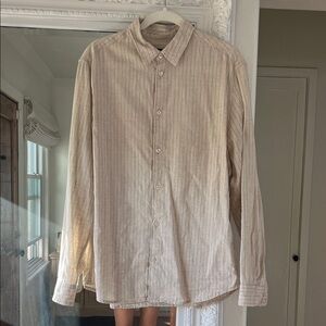 H&M Men's Beige Striped Linen Button Down Shirt size Medium